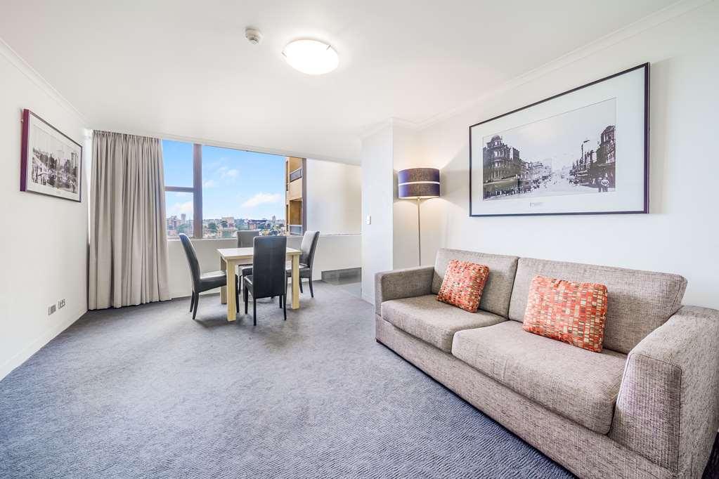 Oaks Sydney Hyde Park Suites Sidney Quarto foto